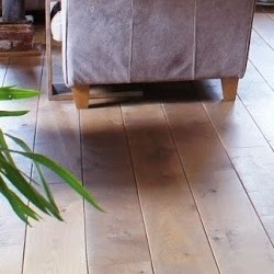 De mooiste aanbiedingen houten vloeren bij de Vloerderij