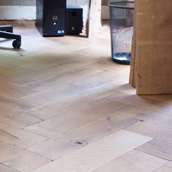 Woodfloor and parquet sanding in Amsterdam. De Vloerderij